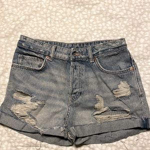 Short Jeans. Good condition.
